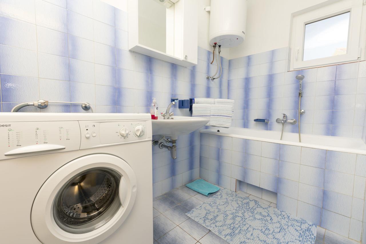 Apartments Visnja Primosten Luaran gambar