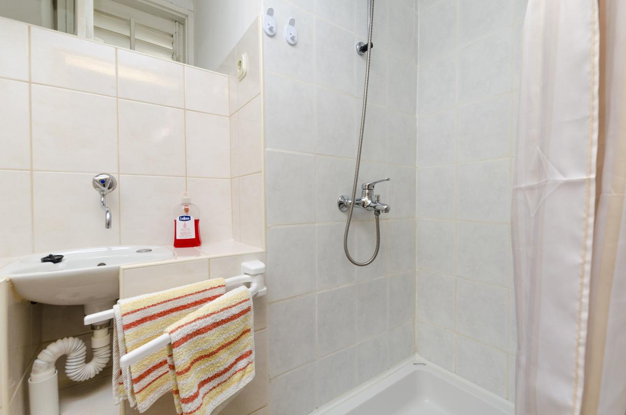 Apartments Visnja Primosten Luaran gambar