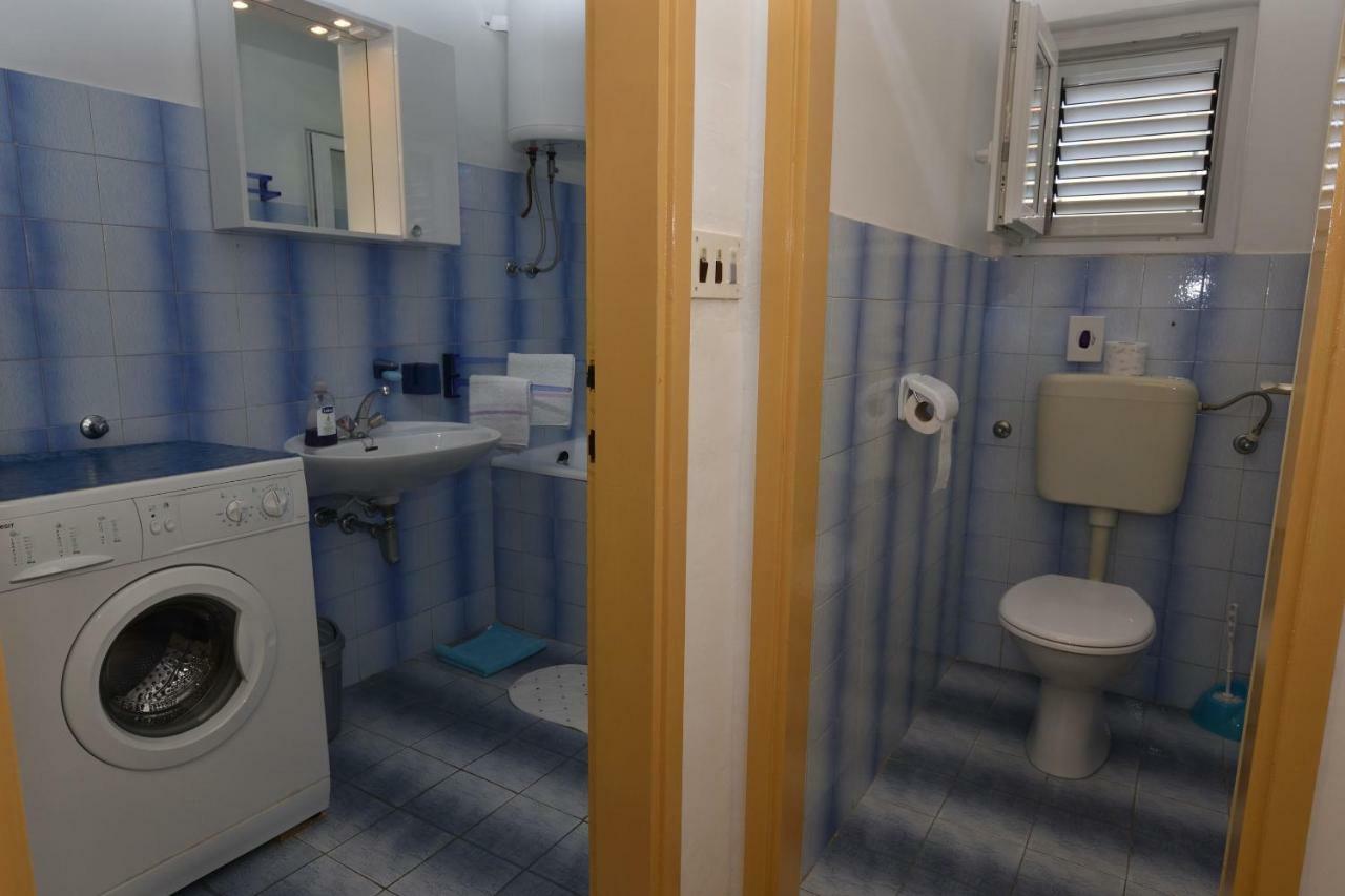 Apartments Visnja Primosten Luaran gambar